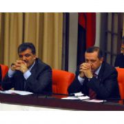 AK PARTİ KONGRESİNDE PARTİ YÖNETİMİNİ KİM BELİRLEYECEK?